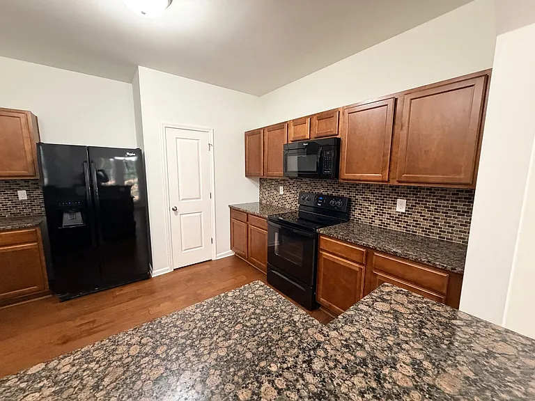 4179 Baker Station Ct — Photo 7