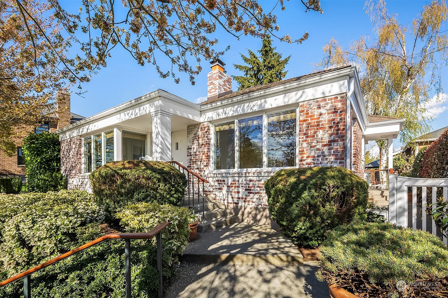 1956 28th Avenue W photo 1