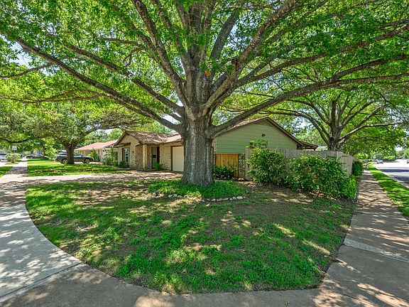 5th image of 3111 Stanwood Dr