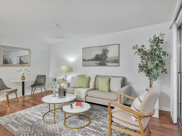29612 Mountain Oak Ct APT 64, Hayward, CA 94544