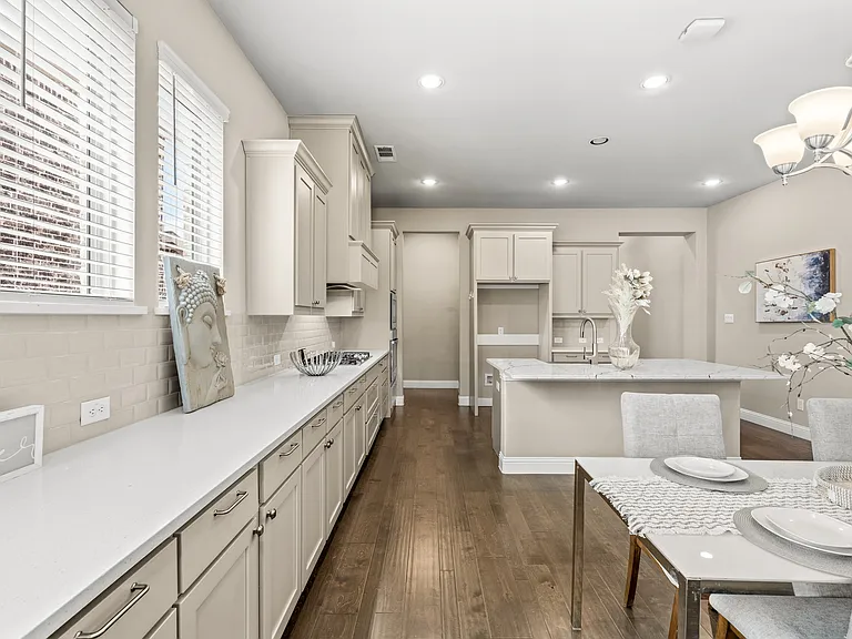 3404 Begonia Ln — Photo 18