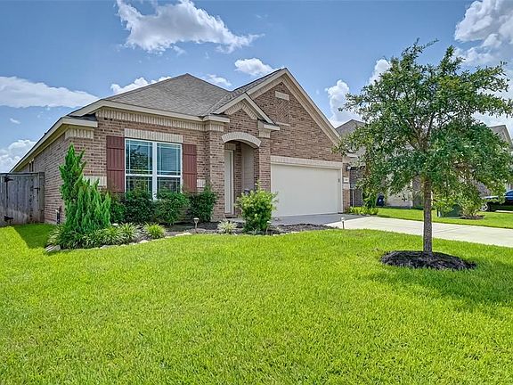 3rd image of 2618 Newport Lake Blvd