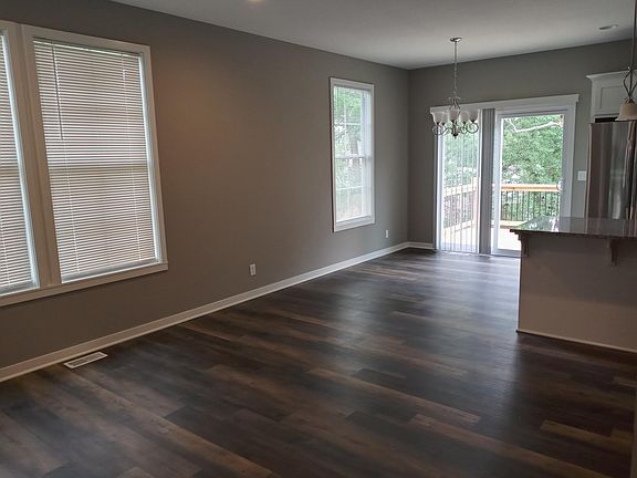 2nd image of 231 W Insley Ave #231/233