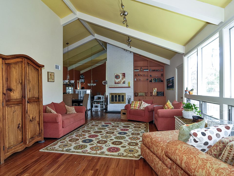 133 Bayberry Ln, New Rochelle, NY 10804 Zillow