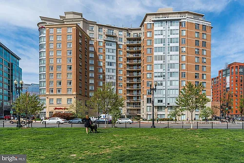 555 Massachusetts Ave NW Photo 1