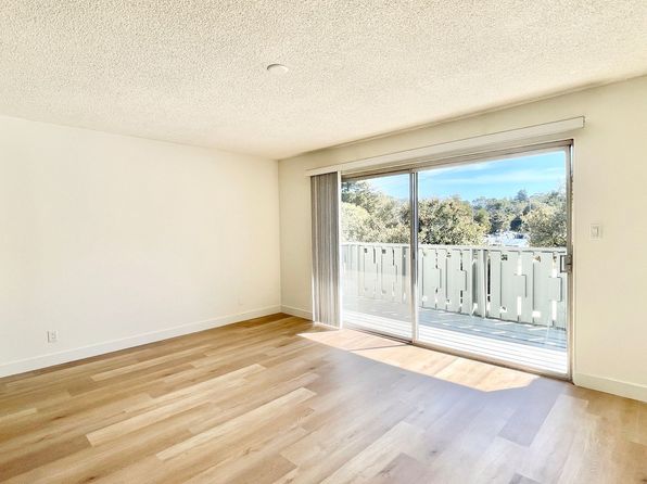 1240 Alameda De Las Pulgas #310