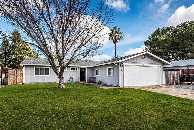 1st image of 8309 Villa Oak Dr