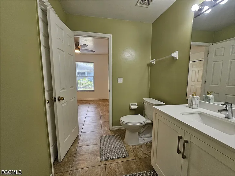 4621 30th St SW — Photo 35