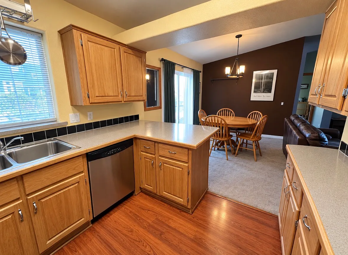 Foothills Dr, Fort Collins — Photo 4