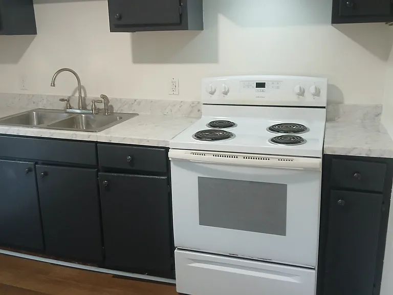 121 Mitchell Ave #1 — Photo 7