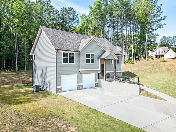 3rd image of 1145 Awenasa Dr