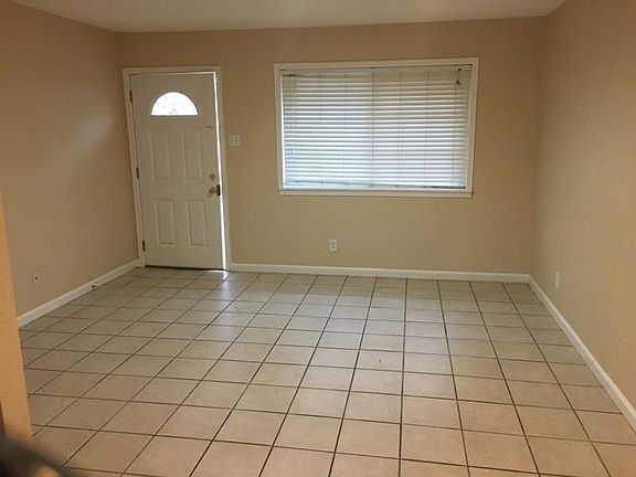 3rd image of 1506 1st St #2