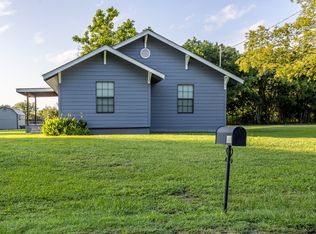 205 E Cardinal St, Ector, TX 75439