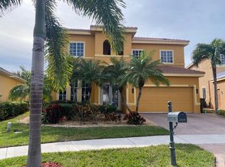 15520 Laguna Hills Dr, Fort Myers, FL 33908