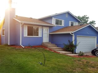 8233 Peak Vw, Fort Collins, CO 80528