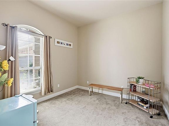 5th image of 43325 Quiet Lake Dr