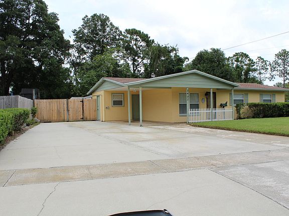 3rd image of 2407 Burlingame Dr W