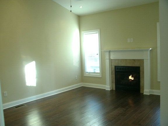 4th image of 112 Greenside Dr