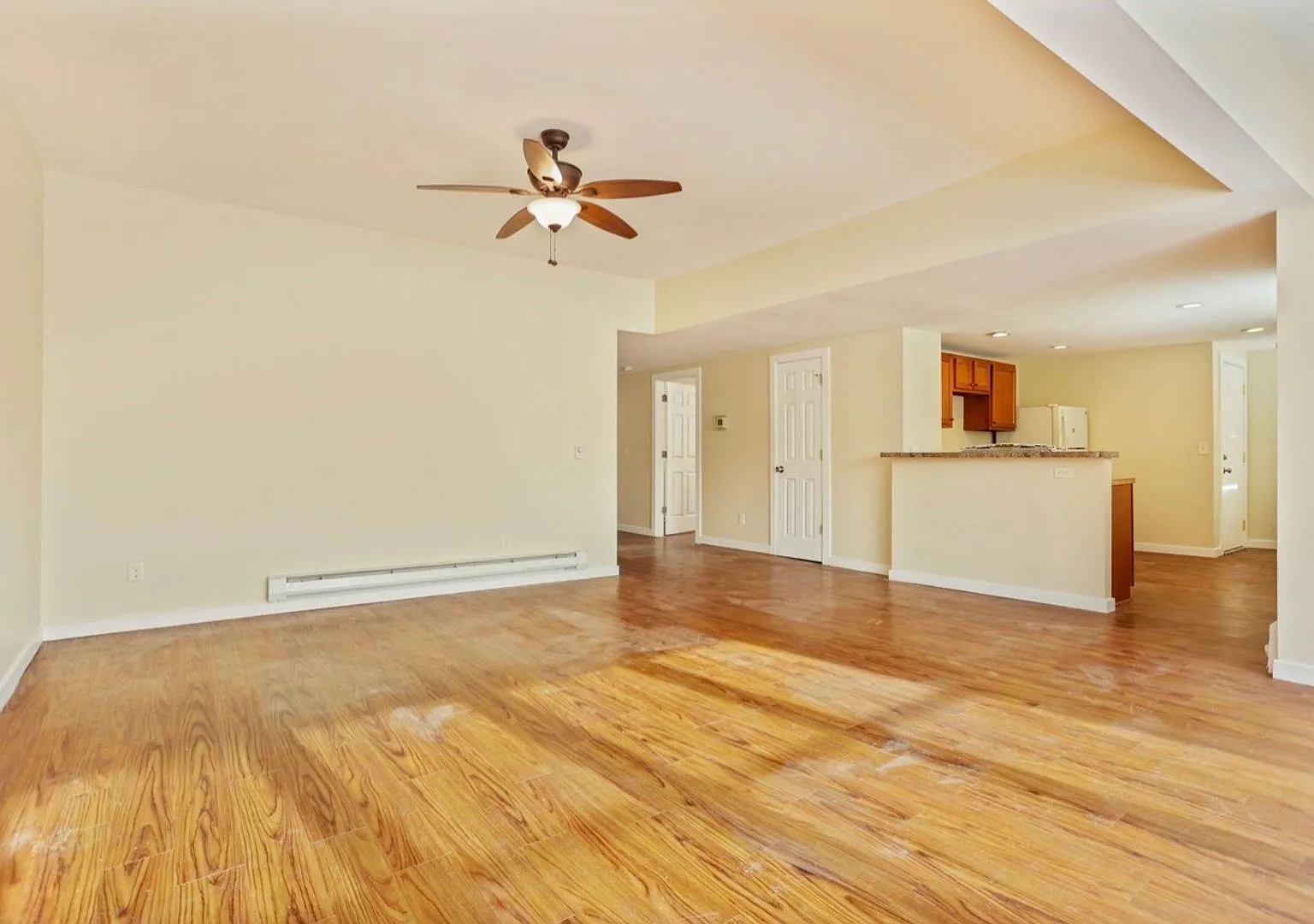 602 Townsend St — Photo 4