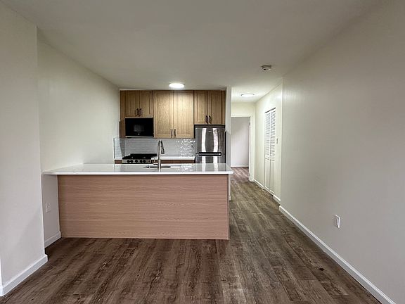 3rd image of 2501 E Ann St #2F