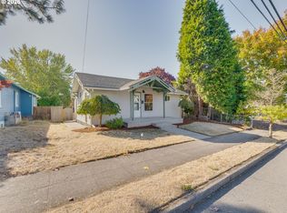 807 W 39th St, Vancouver, WA 98660