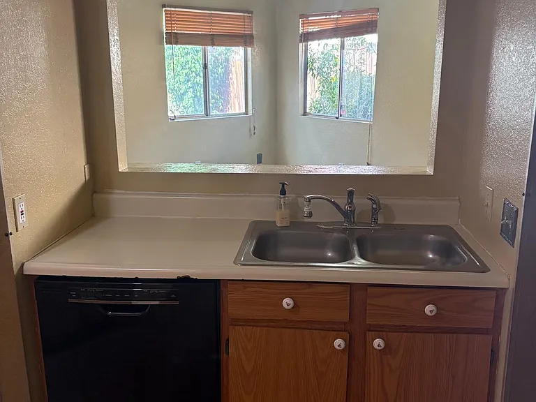 66125 Cahuilla Ave #E — Photo 9