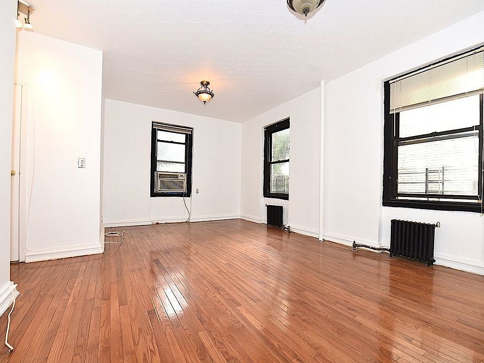 1st image of 21-15 33rd St #H2