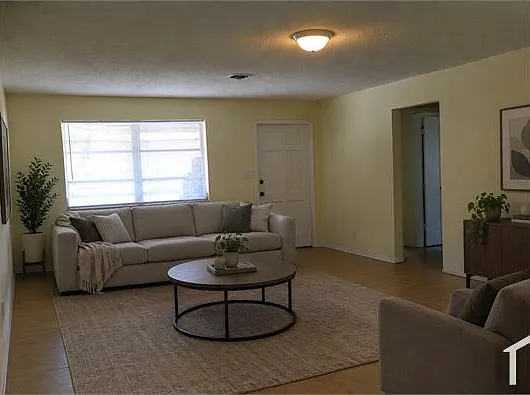 4 bed, 1475 sqft, $3,400 — Photo 3