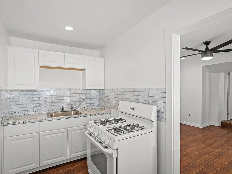 605 E Williams St #1 — Photo 6