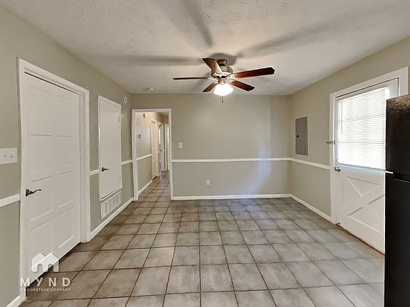 4th image of 5409 Pine Valley Dr