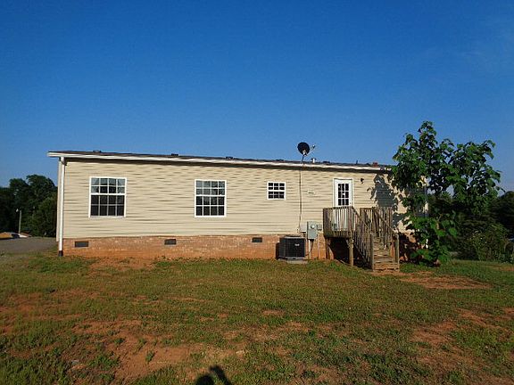 2nd image of 3915 Woodmont Ct