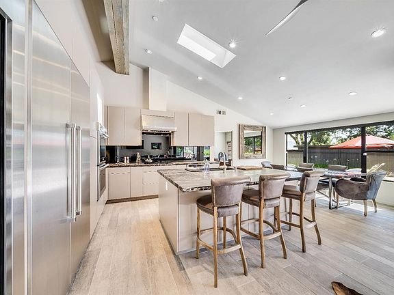 4th image of 3624 Alta Vista Avenue NE