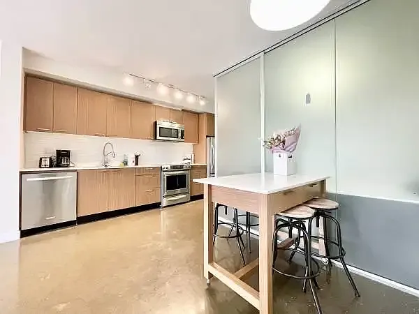 221 Union St #34 — Photo 3