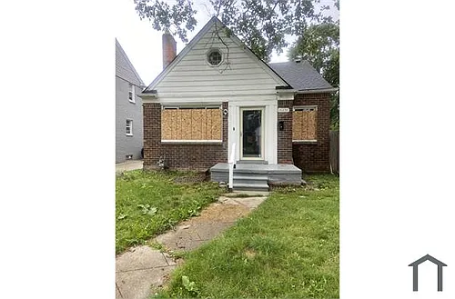 15238 Seymour St Photo 1