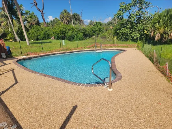 13690 Gannet Dr, Fort Myers, FL 33908