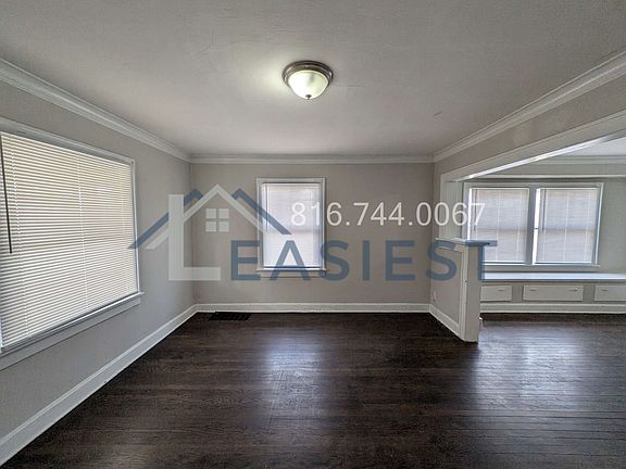 3rd image of 1945 N 30th St