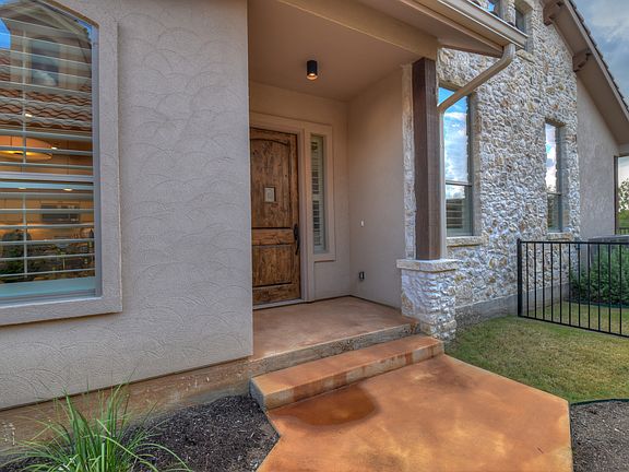 3rd image of 112 Tuscan Dr