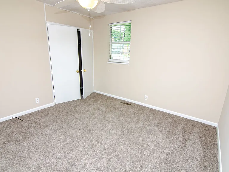 2036 10th Ave S — Photo 14