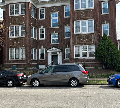 2nd image of 3540-42 Wyoming St #3E
