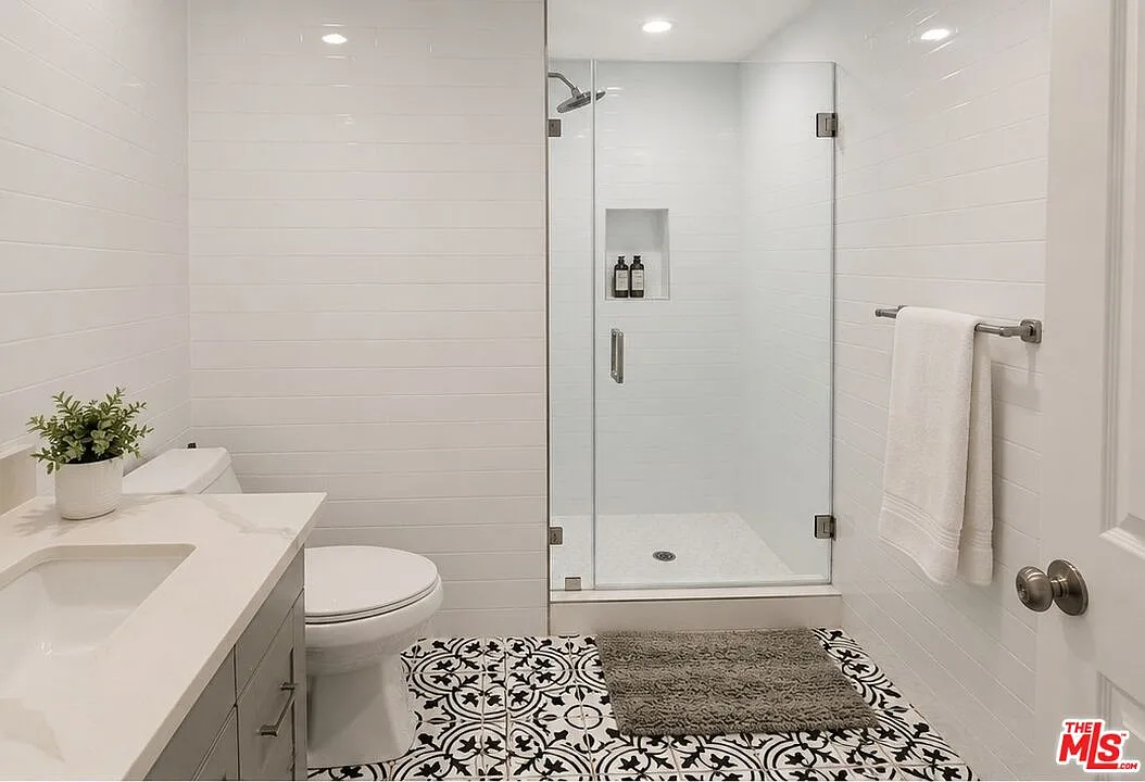 3 bed, 2.0 bath, 1483 sqft, $5,495 — Photo 4