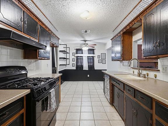 5th image of 4020 N Nicklas Ave