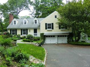 141 Cat Rock Rd, Cos Cob, CT 06807