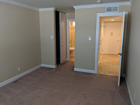 4th image of 3229 Glendora Dr APT 6
