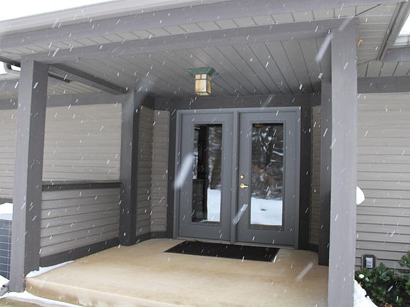 5th image of 8953 Waterford St