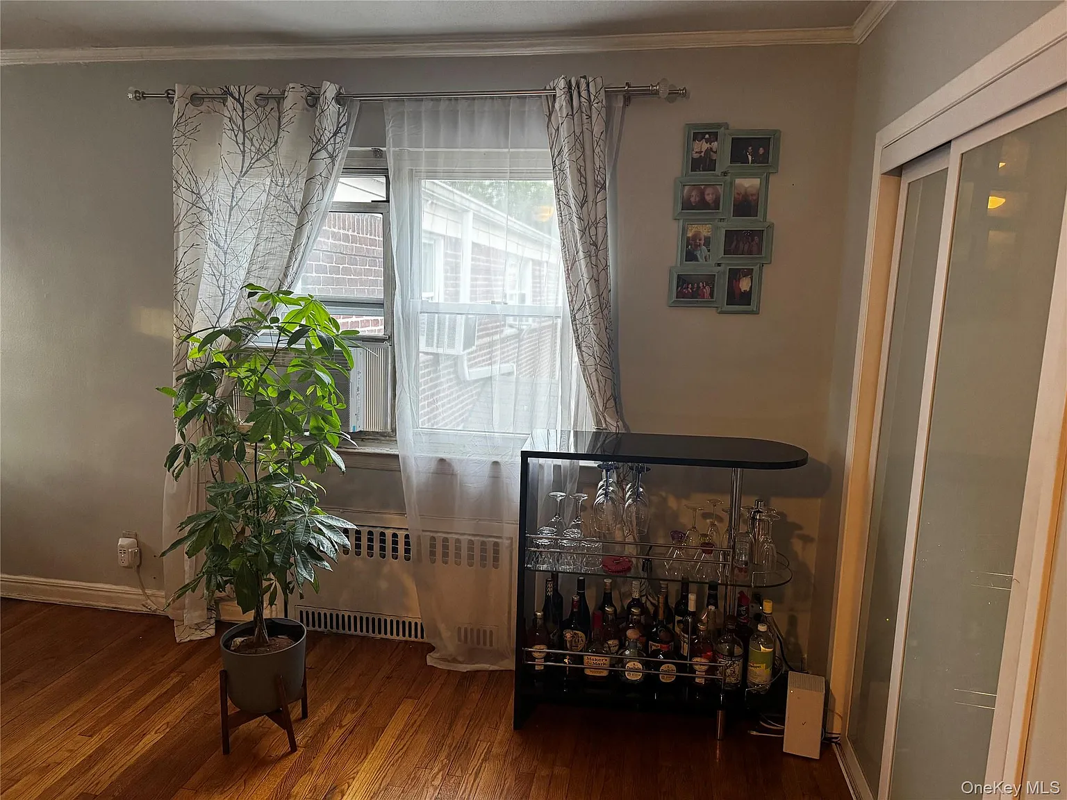 1 bed, 1.0 bath, 720 sqft, $2,300 — Photo 4