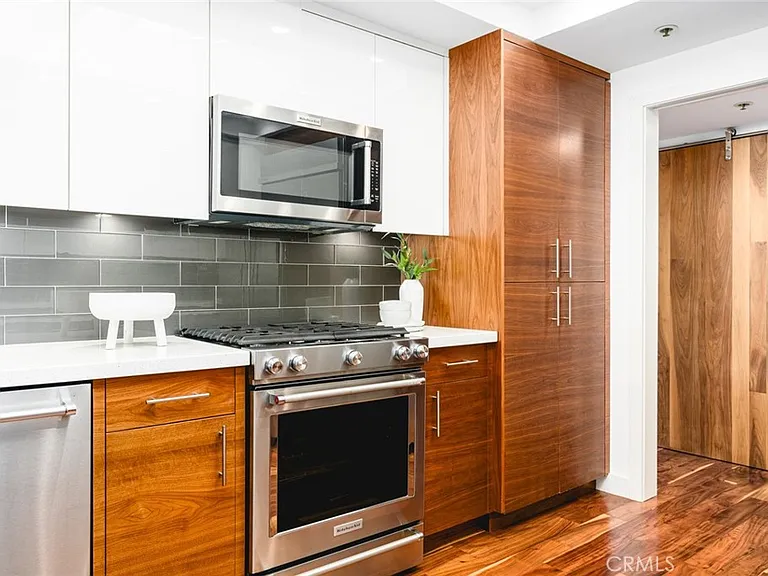 280 Cagney Ln #301 — Photo 27