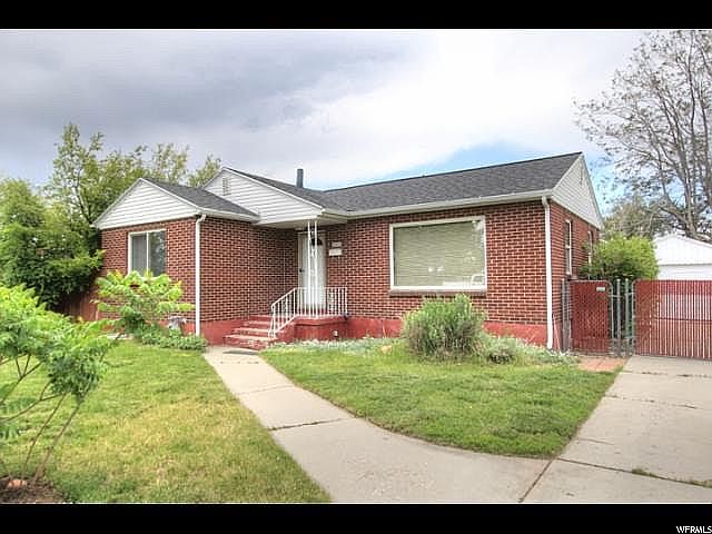 1st image of 352 E Truman Ave
