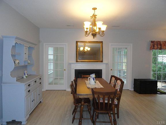 5th image of 424 Paulette Cir