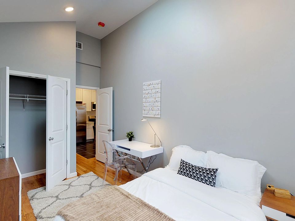 1st image of 342 Terrace Ave #5