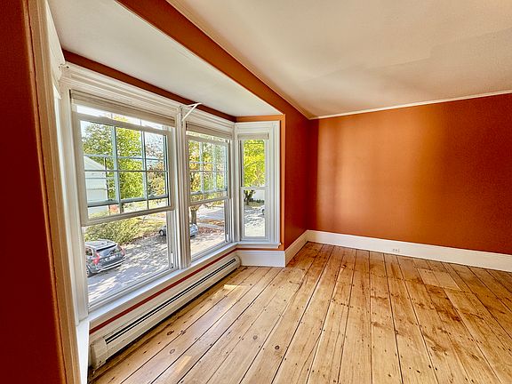 3rd image of 331 Main St #B